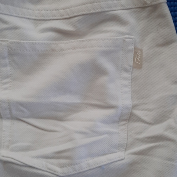 White Fila capris - Picture 6 of 13